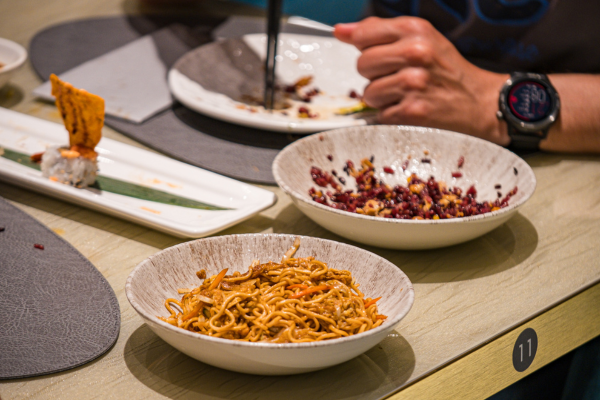 En Sushisom España el Menú Infinity es el aliado ideal para esta temporada: un buffet japonés en formato AYCE a la carta.